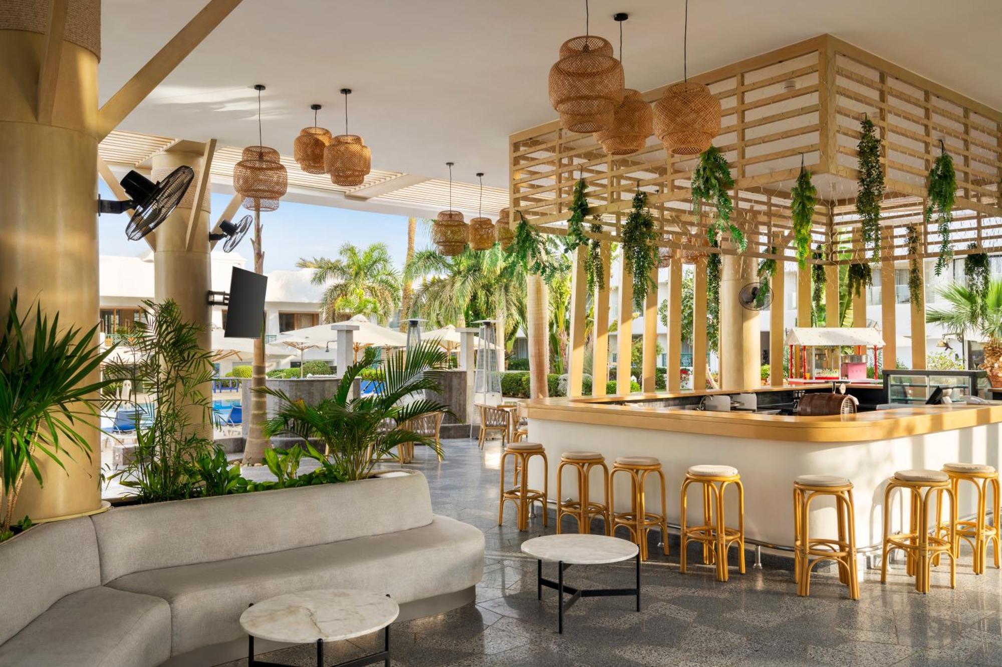 Курортний комплекс Novotel 5*